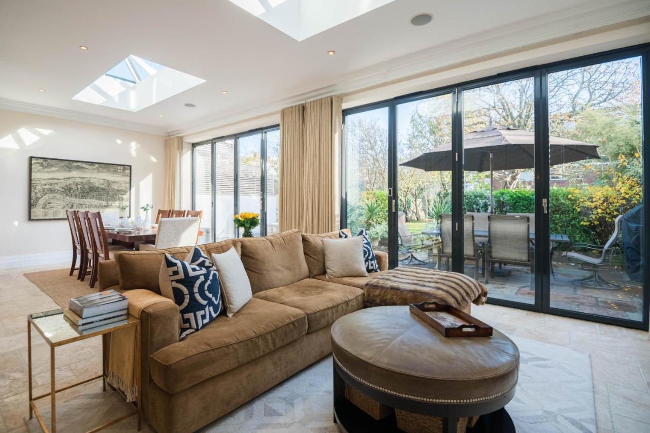 Breathtaking Putney Home With Gorgeous Garden Richmond  Eksteriør billede