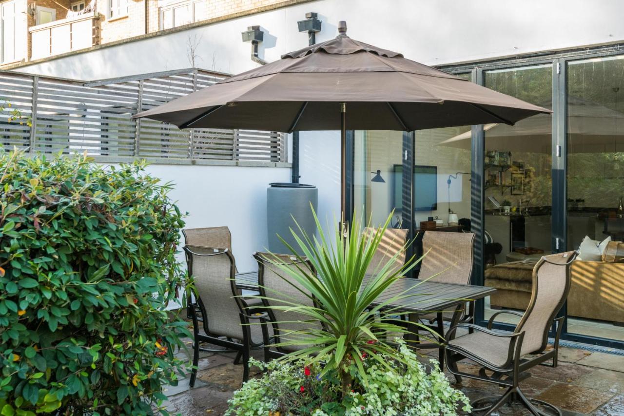 Breathtaking Putney Home With Gorgeous Garden Richmond  Eksteriør billede