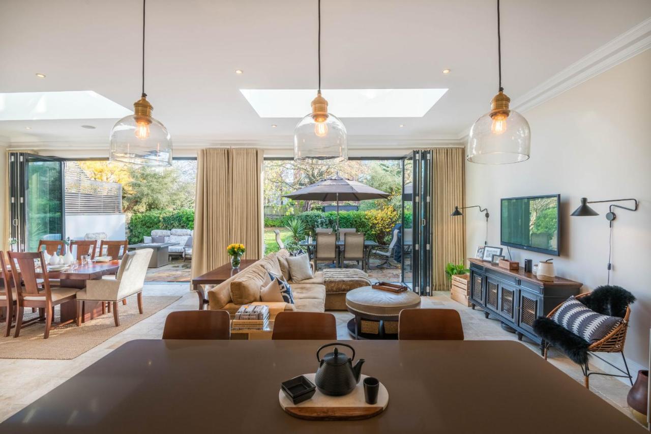 Breathtaking Putney Home With Gorgeous Garden Richmond  Eksteriør billede