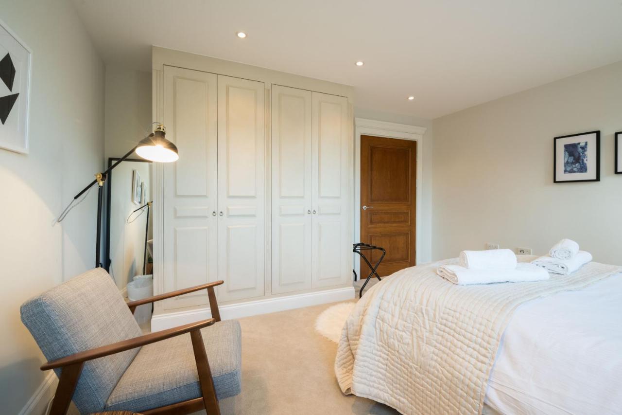 Breathtaking Putney Home With Gorgeous Garden Richmond  Eksteriør billede